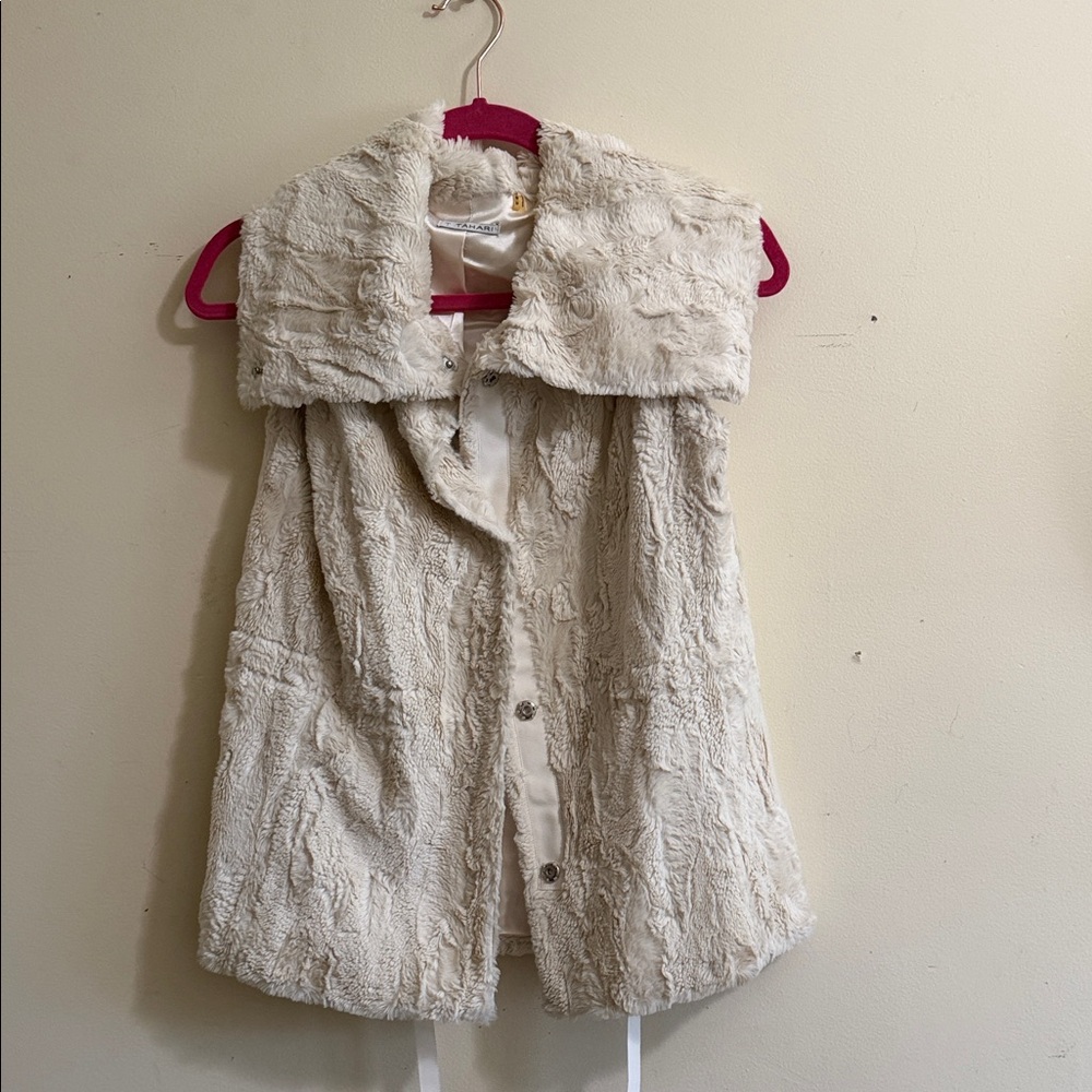 Tahari Ivory Faux Fur Vest with Wide Collar